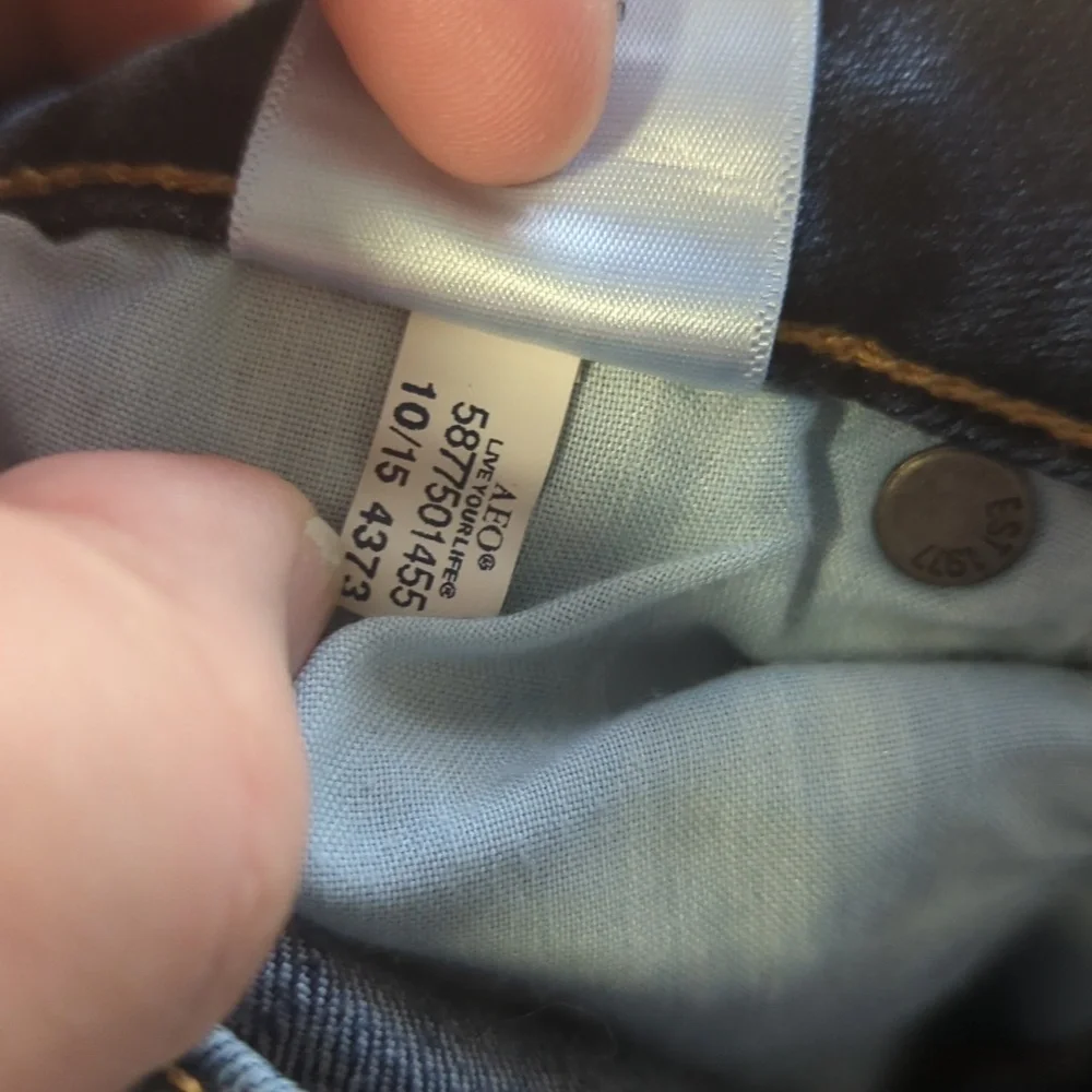AEO Super Stretch Denim Midi Shorts